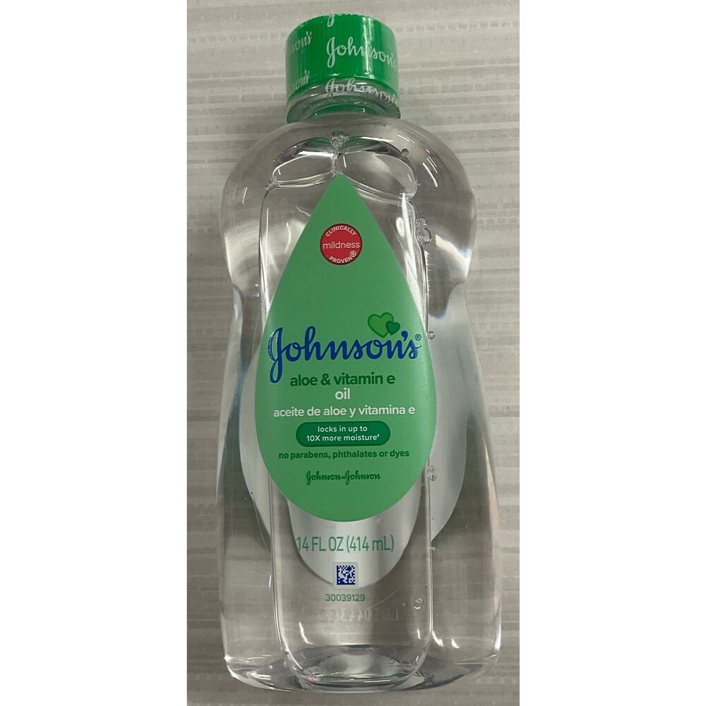 New Sealed Johnson's Aloe & Vitamin E Oil Paraben Dye Free Mild  14FL OZ (414mL)